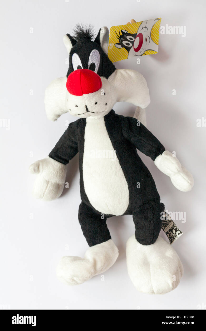 Sylvester der Katze Plüsch weichen Kuscheltier von Looney Tunes isoliert auf weißem Hintergrund Stockfoto Sylvester der Katze Plüsch weichen Kuscheltier von Looney Tunes isoliert auf weißem Hintergrund Stockfoto