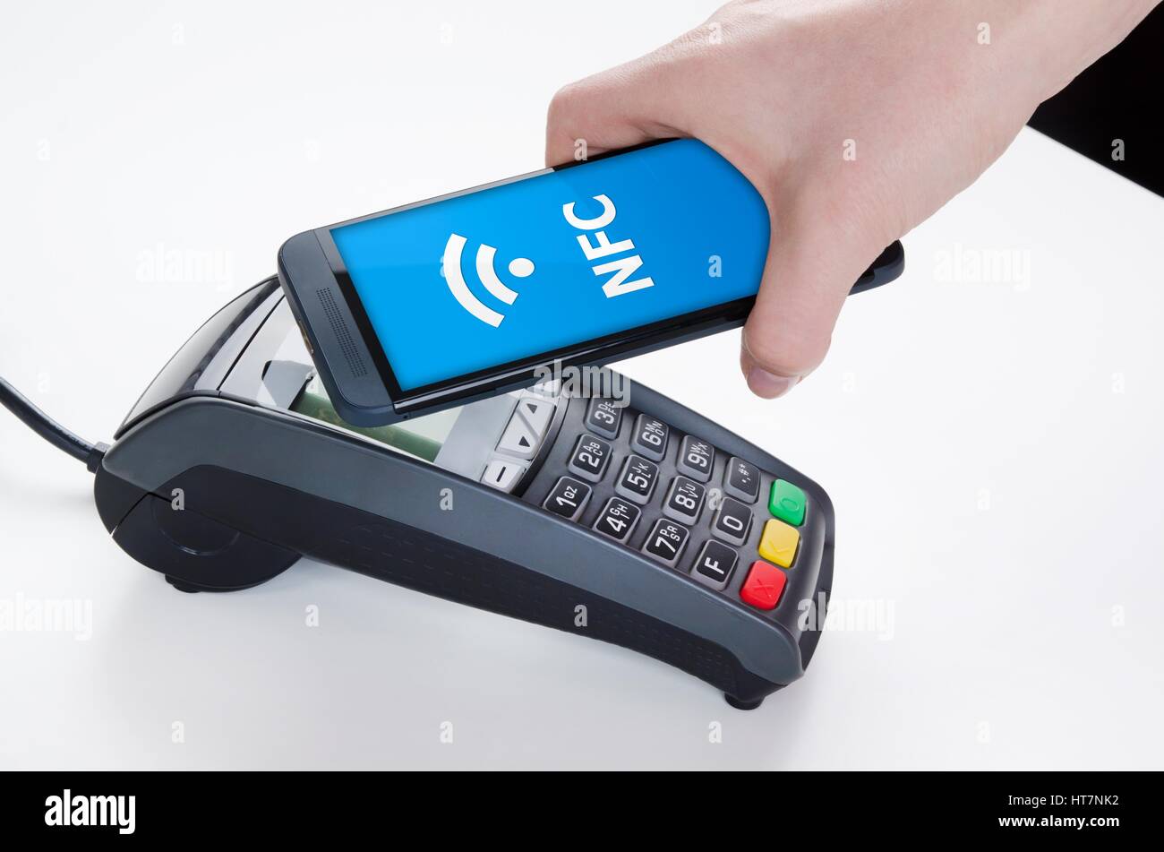 Mobiles bezahlen mit NFC near Field Communication-Technologie Stockfoto