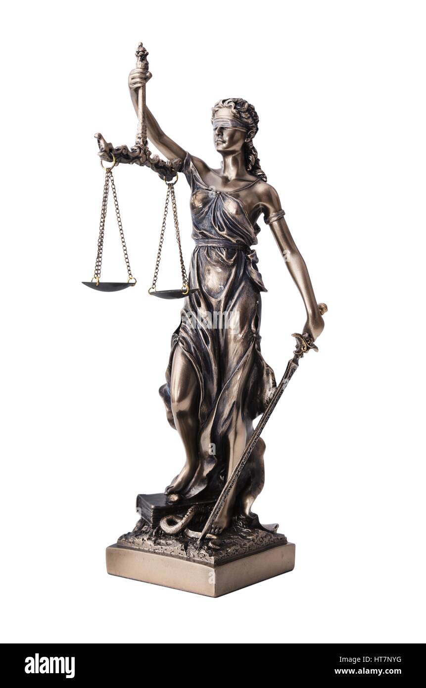 Themis mit Waage und Schwert, isoliert auf weiss. Recht und Gesetz-Symbol-statue Stockfoto