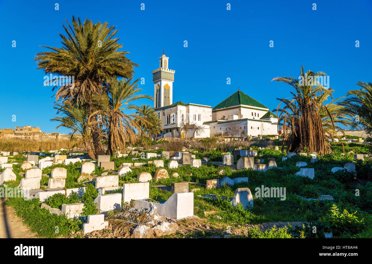 Muslimischer Friedhof In Der Nähe Arabischer friedhof -Fotos und -Bildmaterial in hoher Auflösung – Alamy