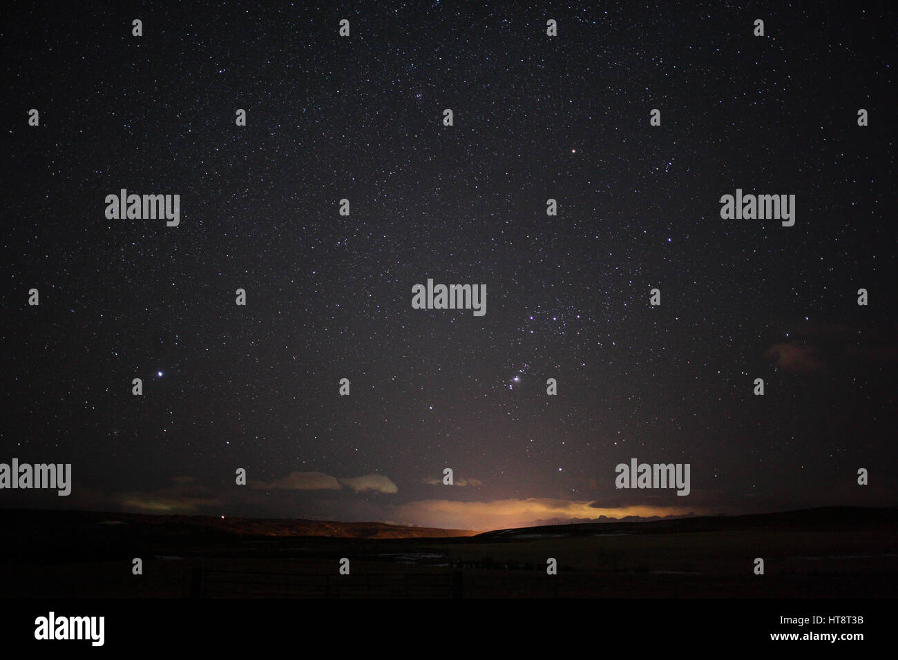 Konstellationen von Orion mit OrionNebel (M42) und Canis Major mit