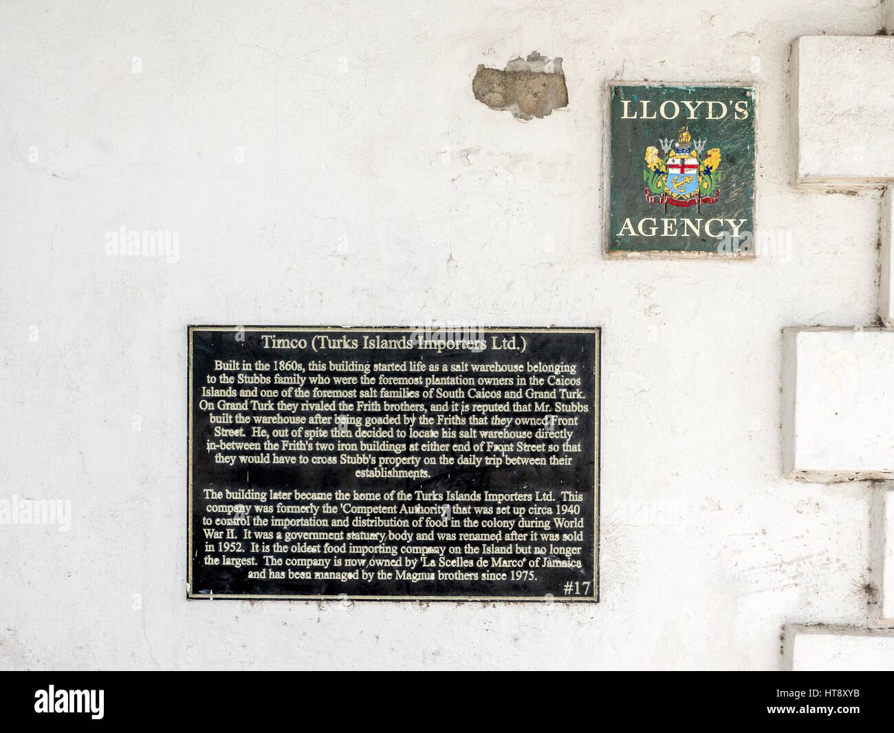 Eine alte Lloyds von London Agentur anmelden Stubbs Salz Altbau auf Front Street Cockburn Town, Grand Turk Stockfoto