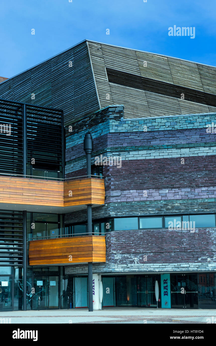 Ein Teil der das Wales Millennium Centre in Cardiff Bay Stockfoto