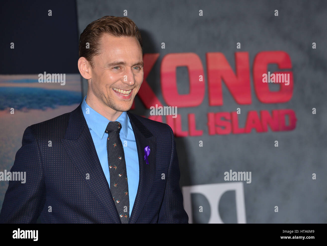 Los Angeles, USA. 8. März 2017. Tom Hiddleston 096 bei der Kong Skull Island-Premiere auf der Microsoft-Theatre in Los Angeles. 8. März 2017. Bildnachweis: Longifilis/USA/Alamy Live-Nachrichten Stockfoto