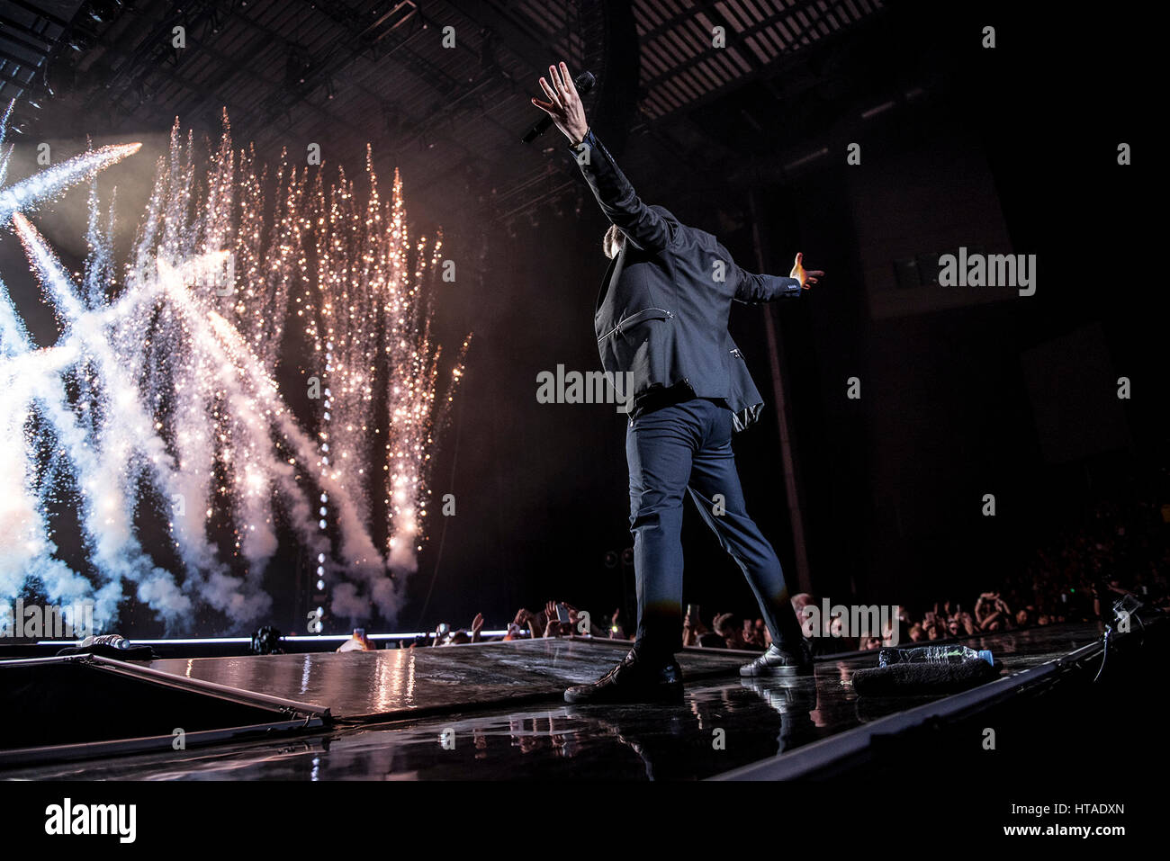 Leeds UK. 9. März 2017. Olly Murs führt in der Leeds erste direkte Arena, Leeds UK auf seine Überschrift UK-Tour 2017, Leeds 03.09.2017 © Gary Mather/Alamy Live News Stockfoto