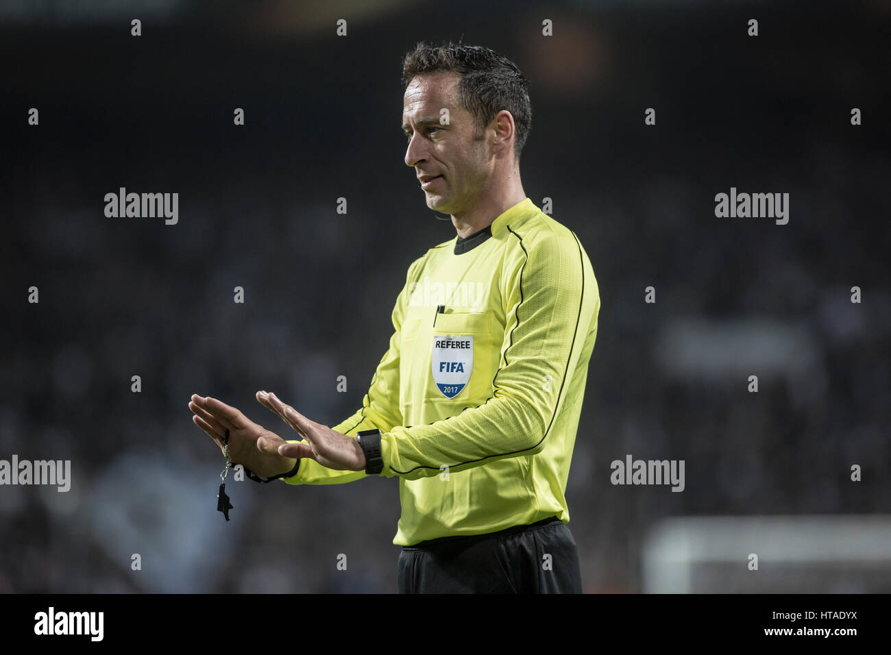 Dänemark, Kopenhagen, März 9. 2017. Portugiesische Schiedsrichter Artur Soares gesehen während der Europa League 16 Spiel zwischen FC Kopenhagen und Ajax Amsterdam bei Telia Parken. Stockfoto