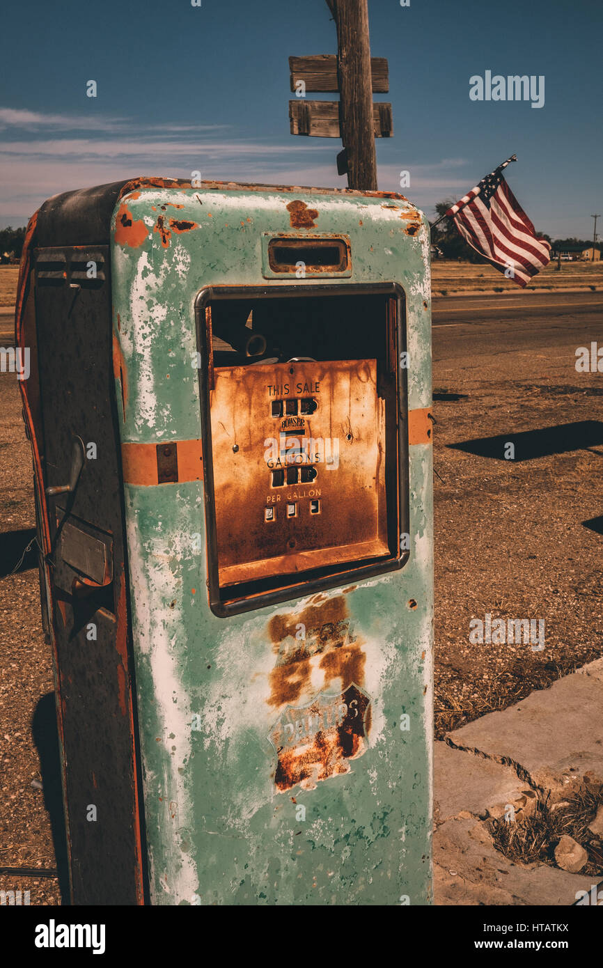 Alten Geisterstadt Tankstelle, Adrian, Texas Stockfoto