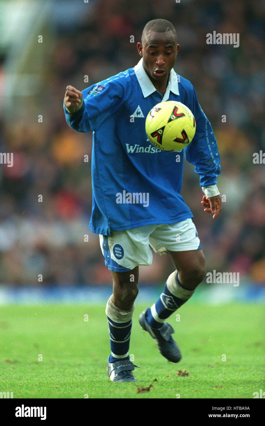 PETER NDLOVU BIRMINGHAM CITY FC 22. Februar 1999 Stockfoto