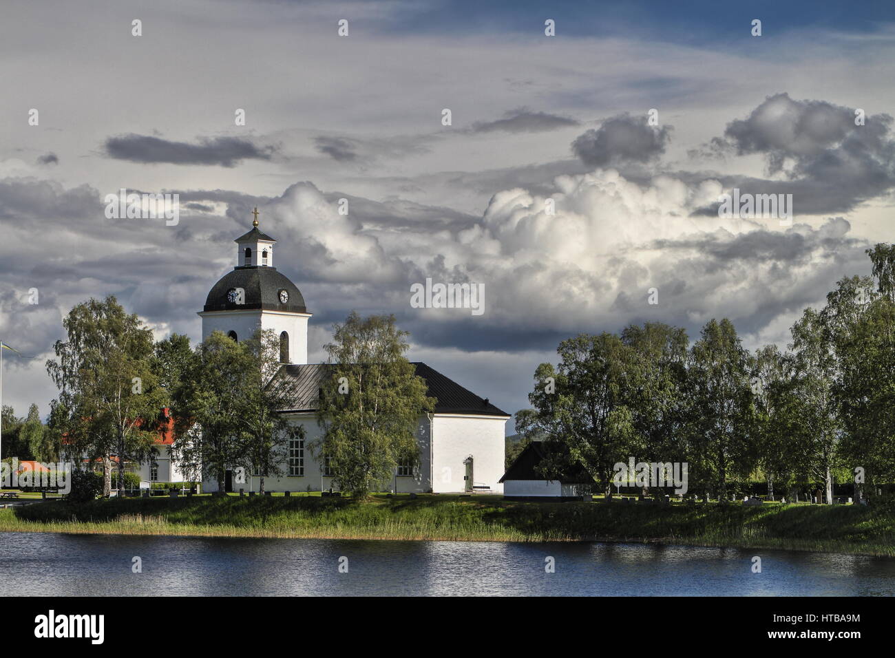 Kirche, irgendwo in der Mitte von Schweden Stockfoto