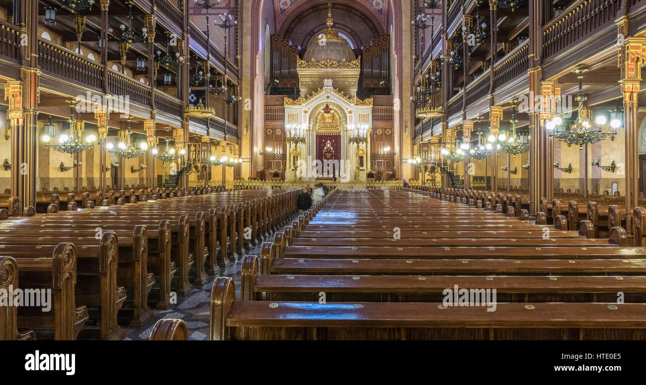 Budapest, Ungarn. Die große Neolog Synagoge in der Dohany st., die größte Synagoge Europas. Stockfoto