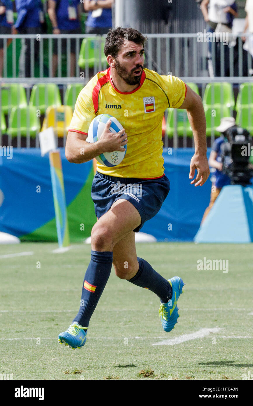 Rio De Janeiro, Brasilien. 11. August 2016 konkurriert Javier AAS (ESP) in die Männer Rugby Sevens in einem Spiel gegen die USA bei den Olympischen Sommerspielen 2016. Stockfoto