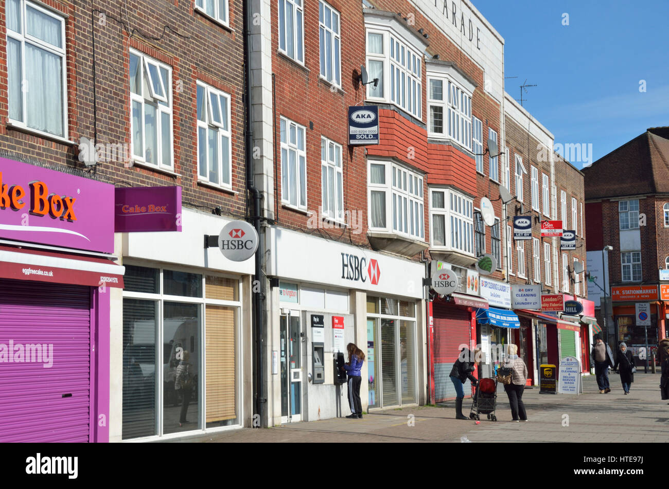 Geschäfte in Kingsbury Rd, Kingsbury, London, Großbritannien. Stockfoto