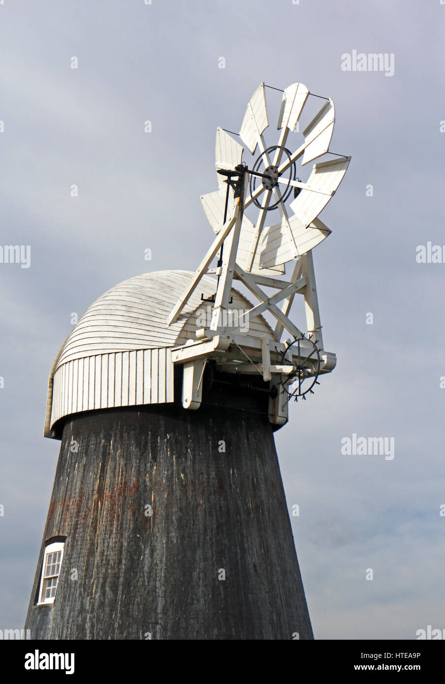 Detail der teilweise restaurierten Runham Drainage Mühle auf den Norfolk Broads in Runham, Norfolk, England, Vereinigtes Königreich. Stockfoto