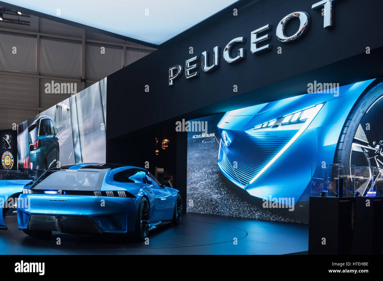 In Genf, Schweiz Internationalen Auto und Motor Show von Peugeot Instinkt Concept Car ist seine Vision eines autonomen in naher Zukunft Stockfoto
