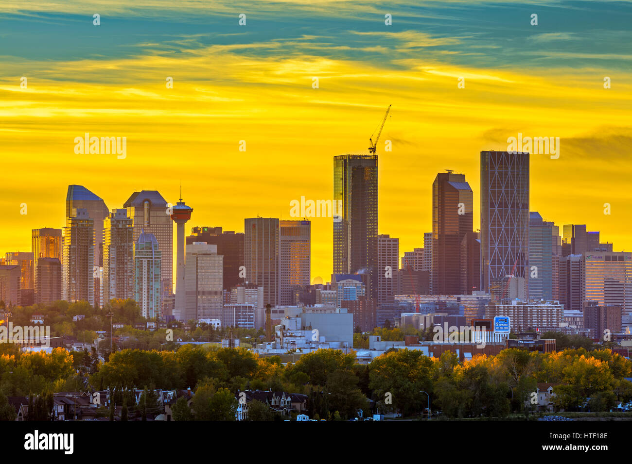 Die Innenstadt von Calgary Skyline in der Abenddämmerung, Alberta Stockfoto