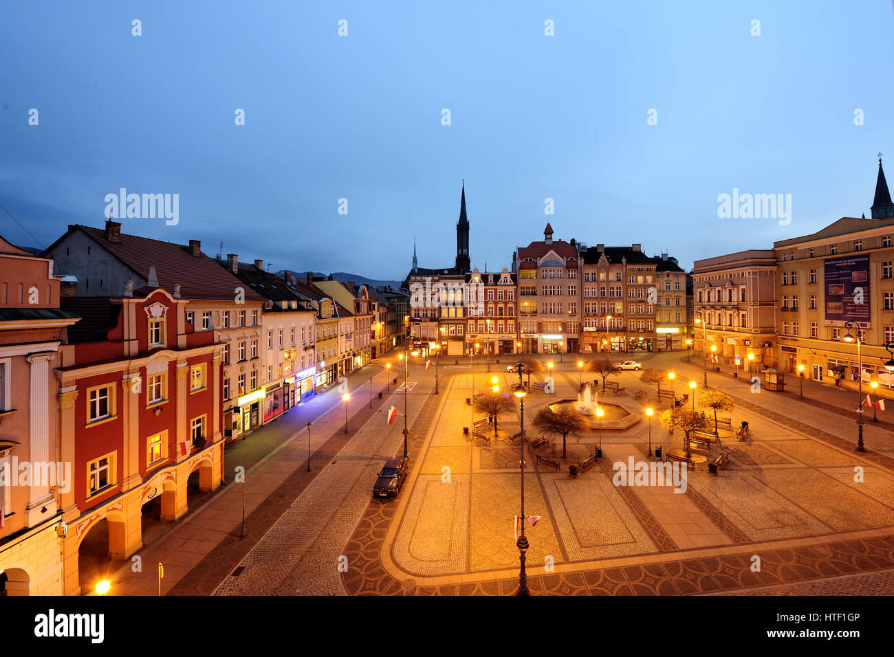 Walbrzych alte Marktstadt Waldenburg niedriger Schlesien Polen, Dolnoslaskie, Rynek, Walbrzych, Nacht, Abend, Foto Kazimierz Jurewicz, Stockfoto