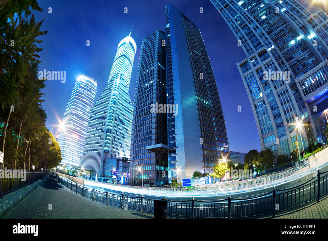 Städte fisheye Aufnahme der Nacht in Shanghai, China. Stockfoto