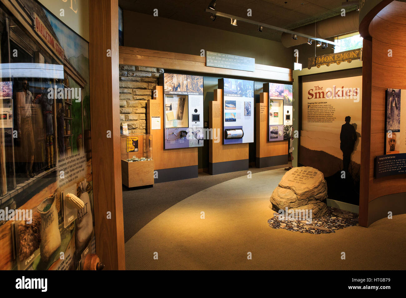 Ausstellung über Pionierlebens am Oconaluftee Visitor Center in den Great Smoky Mountains National Park. Stockfoto