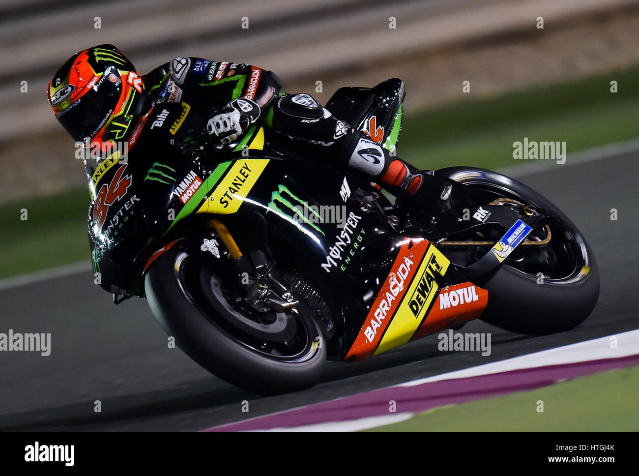 Doha. 11. März 2017. Deutscher Fahrer Jonas Folger von Monster Yamaha Tech 3 steuert sein Motorrad während der Vorsaison-Test auf dem Losail International Circuit in Katars Hauptstadt Doha am 11. März 2017, vor der Grand Prix von Katar, die vom 23. März bis 26 stattfinden wird. Bildnachweis: Nikku/Xinhua/Alamy Live-Nachrichten Stockfoto