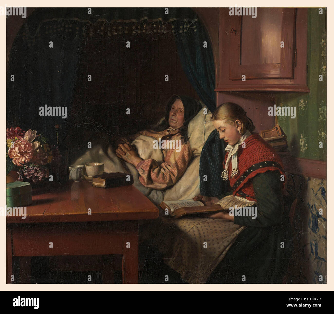 Michael Ancher schildert in „By Oma's Sickbed“ einen intimen Moment des Familienlebens. Das Gemälde zeigt eine Figur neben einer älteren Frau in einer düsteren und reflektierenden Stimmung, typisch für Anchers Fokus auf menschliche Beziehungen und emotionale Tiefe. Stockfoto
