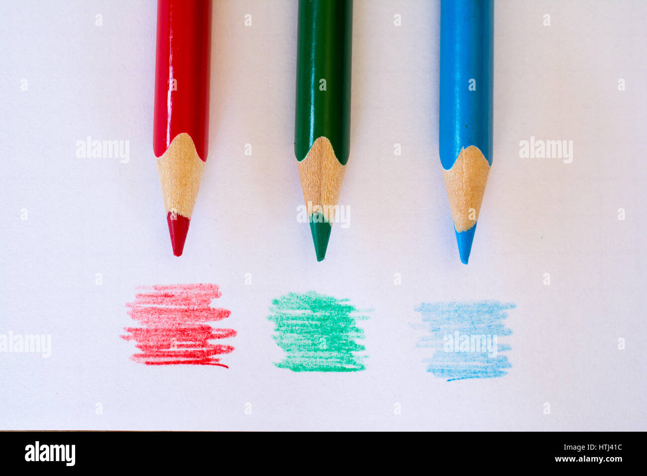 Buntstift auf Papier in der gleichen RGB-Farben lackiert. Stockfoto