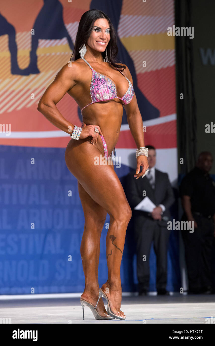 März 3. 2017, Columbus, Ohio, USA;  Marta Aguiar (6) konkurriert in Fitness International als Teil des Arnold Sports Festival am 3. März 2017, die Greater Columbus Convention Center in Columbus, OH. Stockfoto