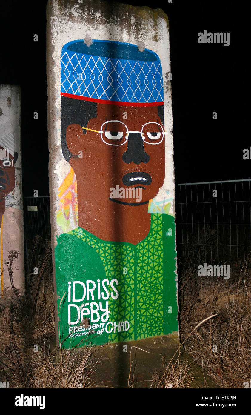 Idriss Deby: Graffiti Auf Einem Stueck der Berliner Mauer, Berlin. Stockfoto