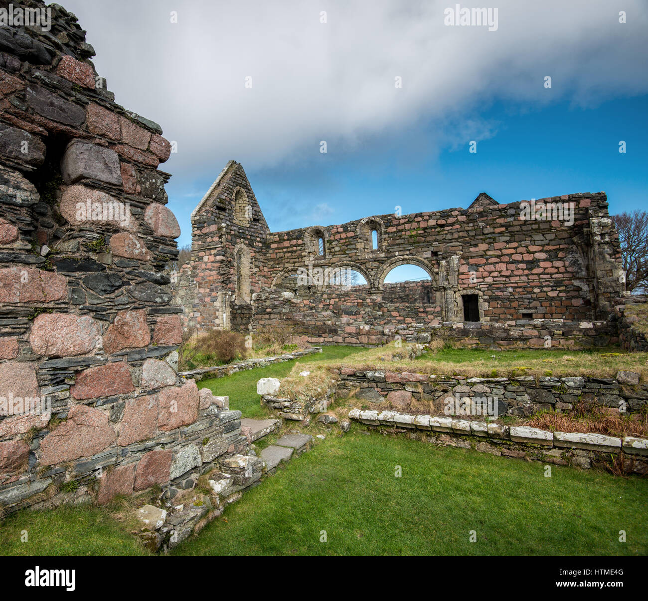 Zerstörten Nonnenkloster Isle of Iona überfallen und plündern von den Wikingern Stockfoto