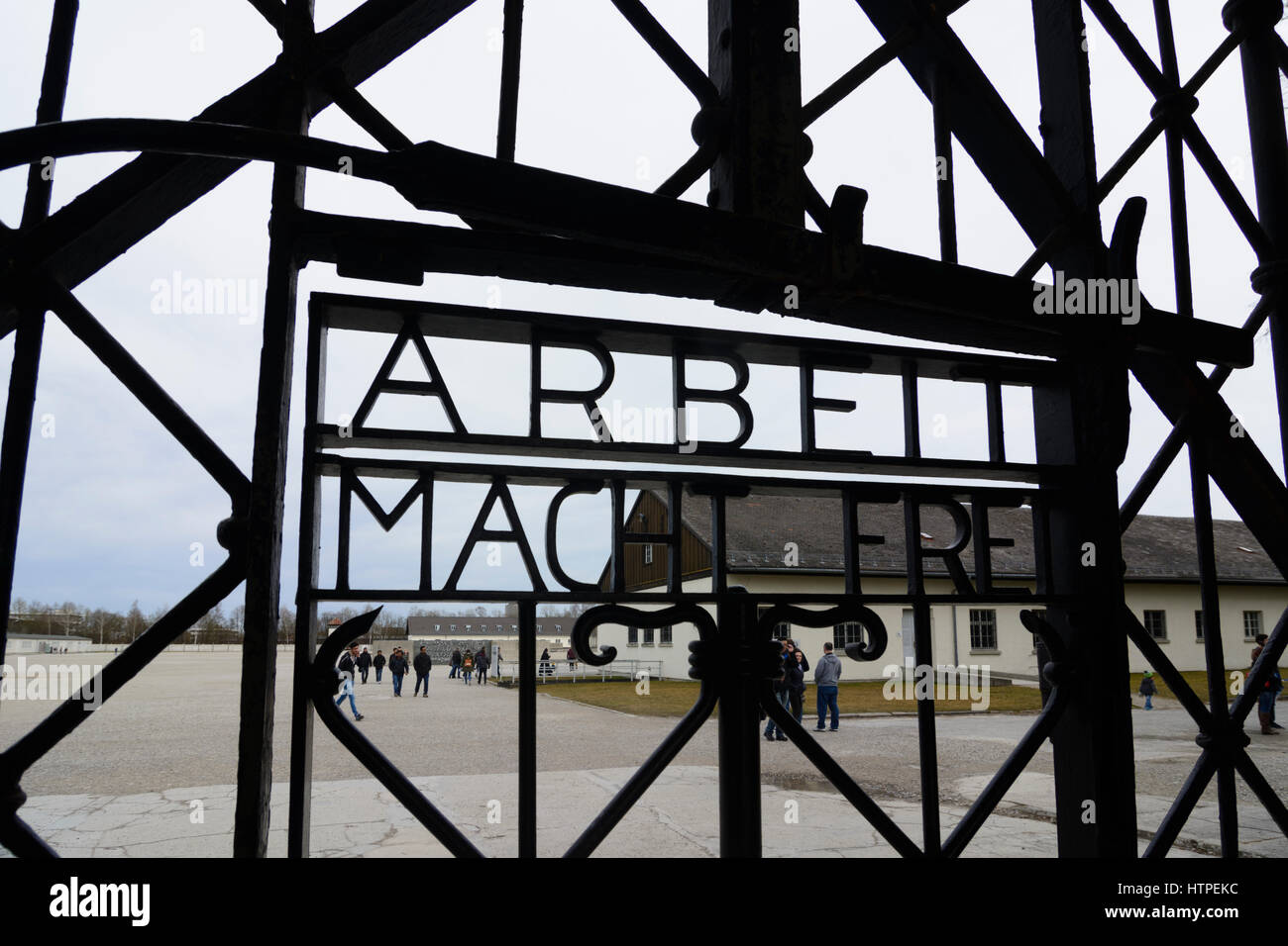 Dachau, KZ: camp Haupttor, Zeichen-Motto "Arbeit Macht Frei" ("Arbeit wird euch frei machen."), Oberbayern, Oberbayern, Bayern, Bayern, Stockfoto