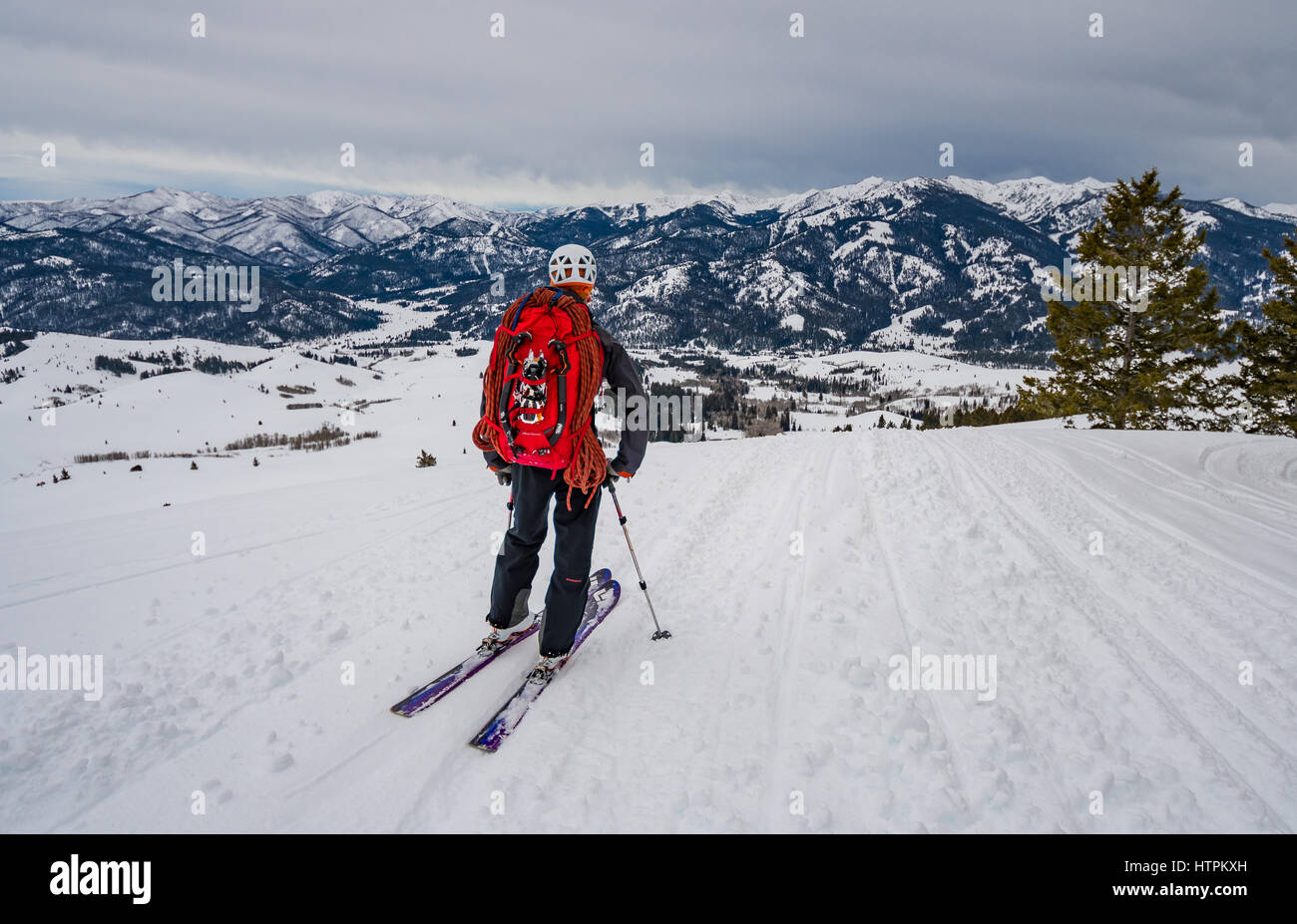 Shane Nelson Skifahren bis Silver Peak in der Nähe von Sun Valley Idaho Stockfoto