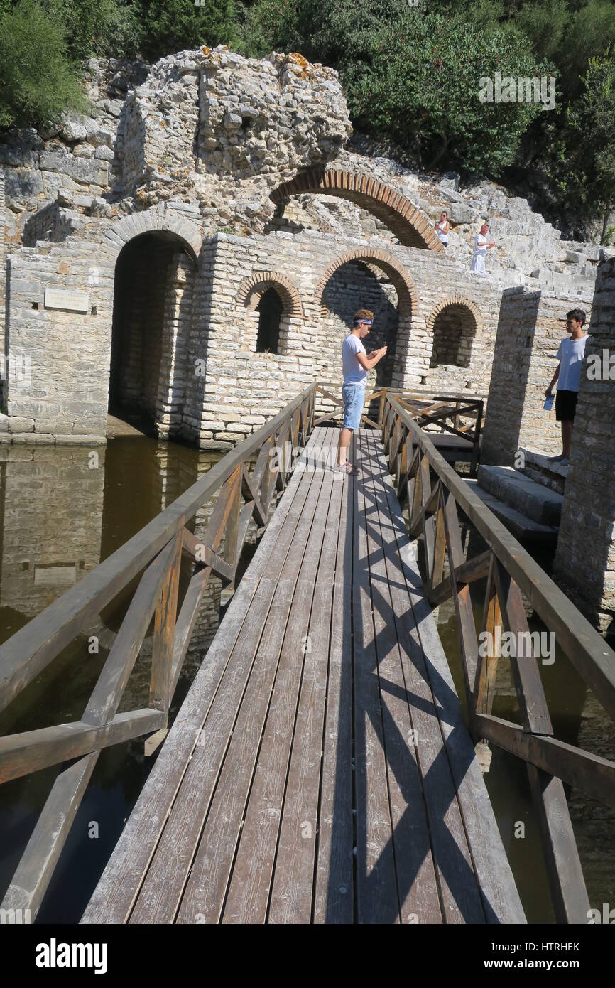 Nationalpark butrint ist eine der wichtigsten archäologischen Stätten in Albanien. Es schützt Bereich der historischen Landschaft, der Archäologie und der Umwelt. Stockfoto