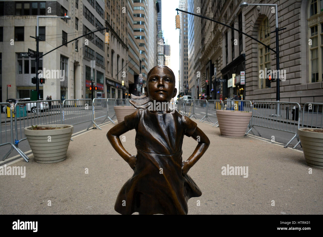 'Das furchtlose Mädchen' Statue in Lower Manhattan. Stockfoto