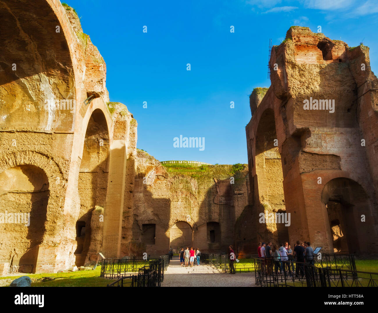 Rom, Italien.  Terme di Caracalla oder Bäder von Caracalla stammt aus dem 3. Jahrhundert n. Chr..  Die Bäder sind Teil des historischen Zentrums von Rom, das ist ein Stockfoto