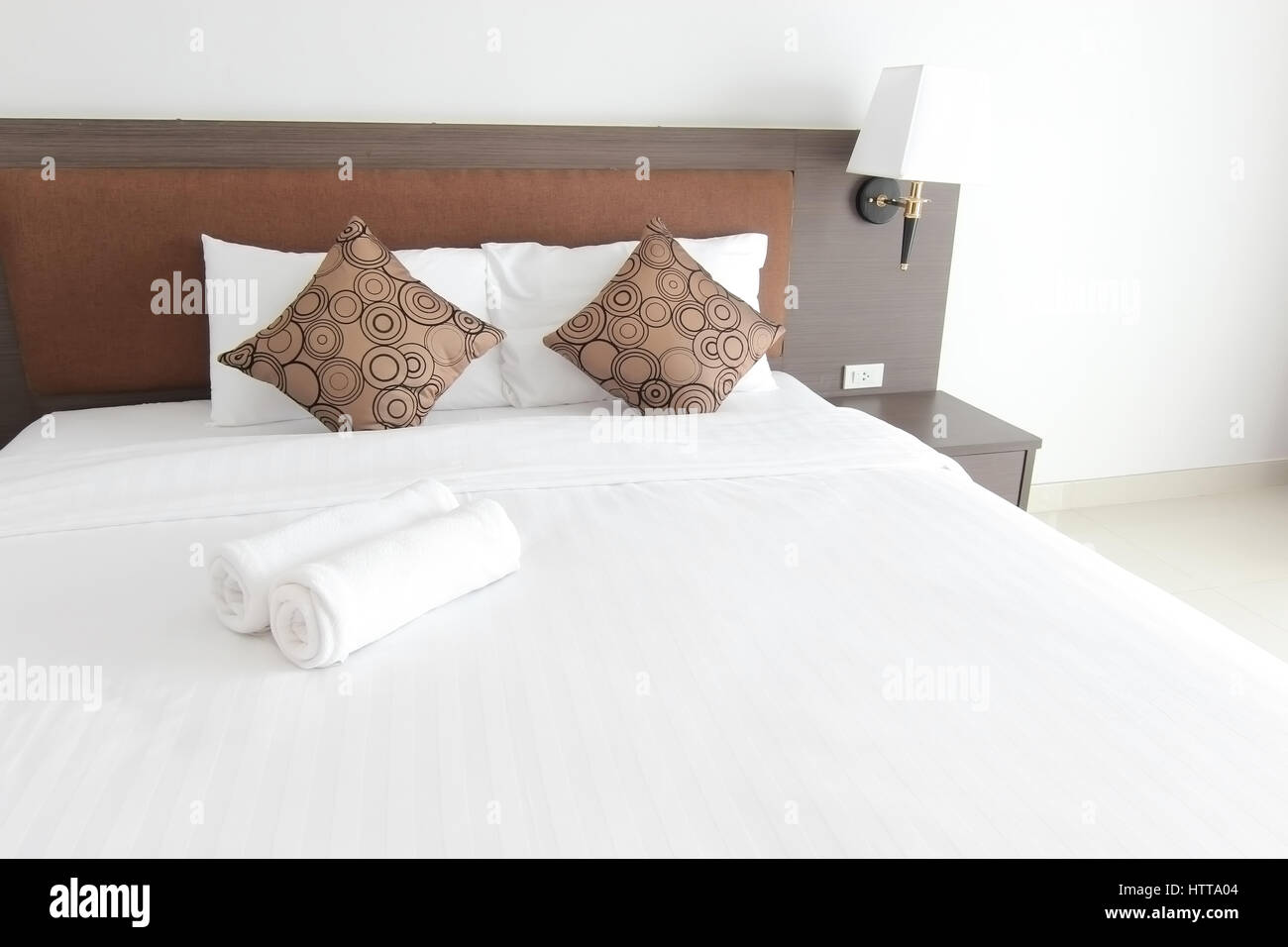 Bett Zimmerdekoration für Zuhause oder im hotel Stockfoto