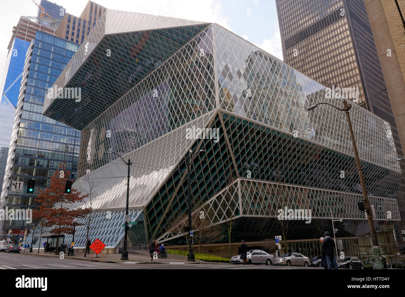 Seattle Central Library Glas und Stahl Gebäude außen von der Fifth Avenue in der Innenstadt von Seattle, Washington State, USA Stockfoto