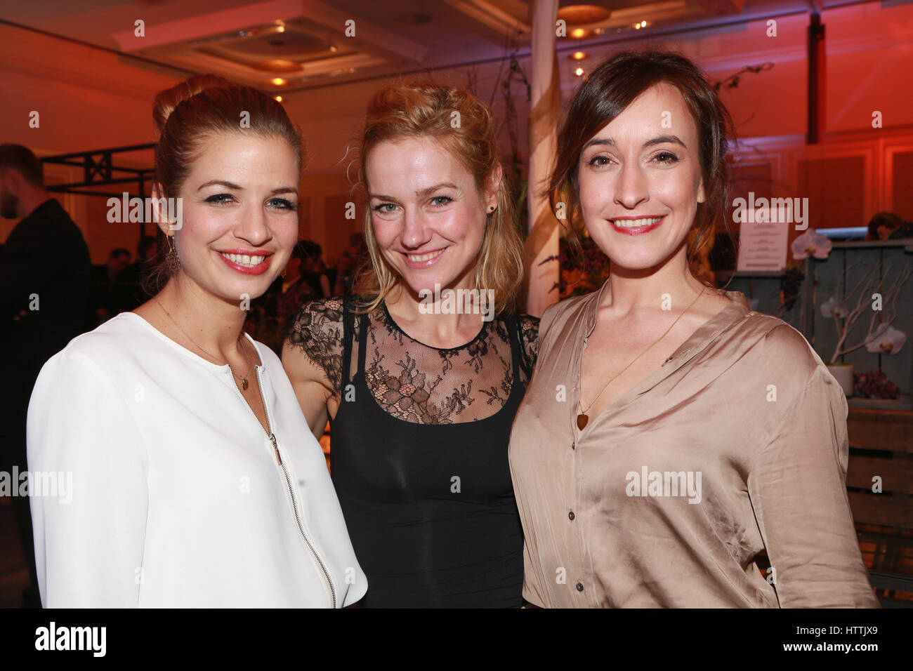 Susan sideropoulos gzsz -Fotos und -Bildmaterial in hoher Auflösung – Alamy