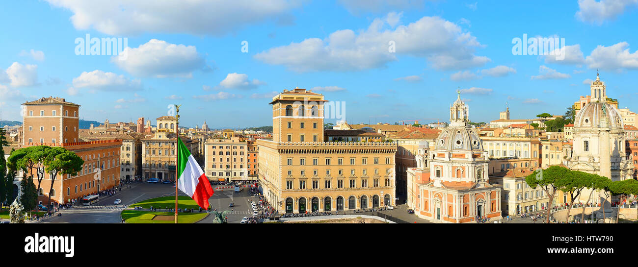 Panorama von Rom bei Sonnenuntergang. Italien Stockfoto