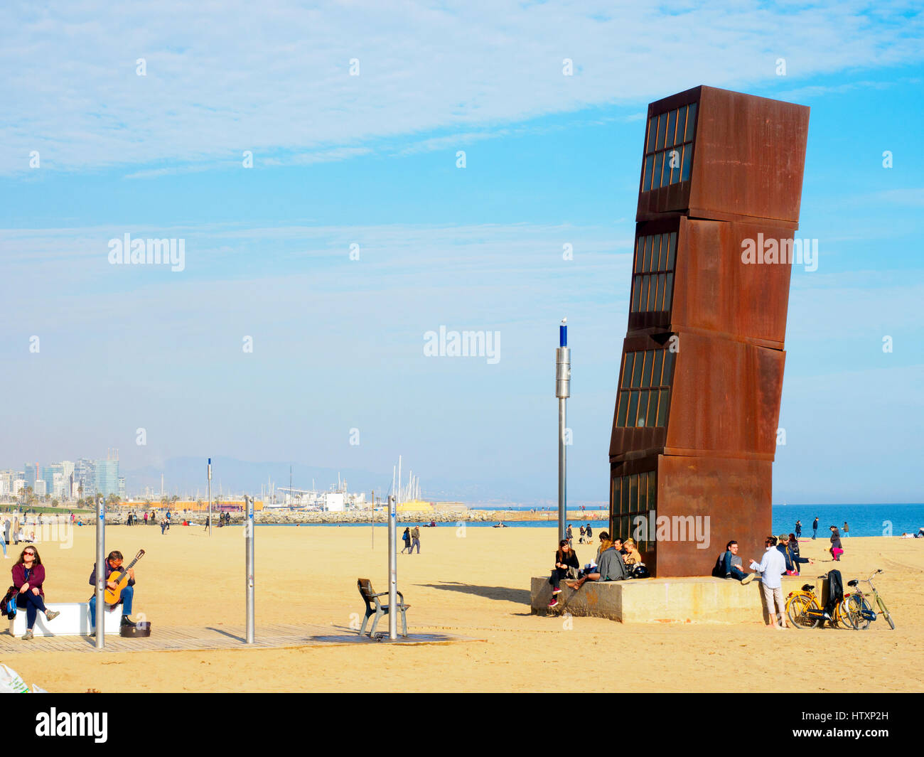 Skulptur "Der verwundete Star" von Rebeca Horn - Barcelona, Spanien Stockfoto