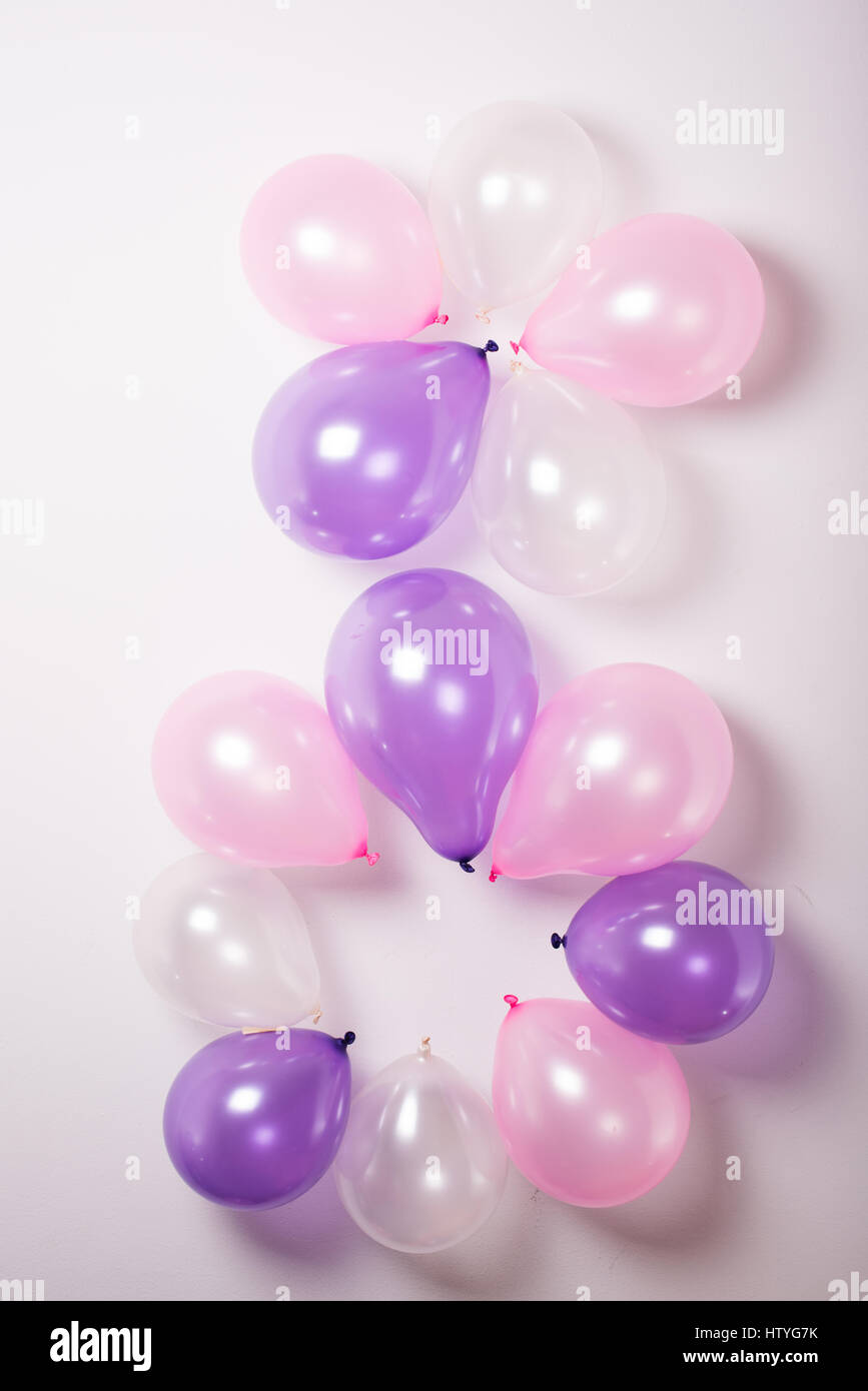 Ballons in Form der Zahl acht Stockfoto