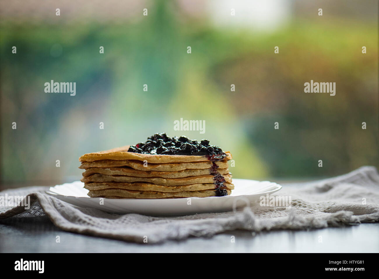 Stapel von Heidelbeer-Pfannkuchen Stockfoto