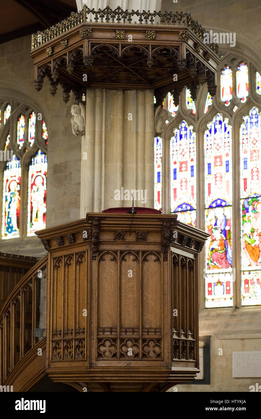 Dekorative hölzerne Kanzel in St Mary die Jungfrau Kirche Oxford Stockfoto