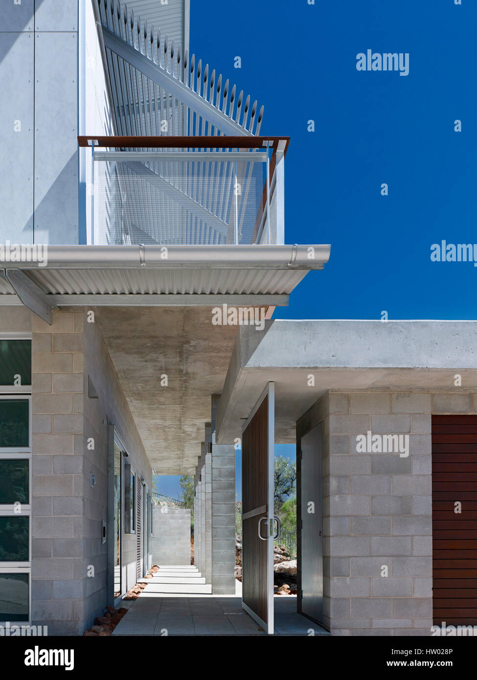Eingang. Desert House, Alice Springs, Australien. Architekt: Dunn Hillam Architekten, 2014. Stockfoto