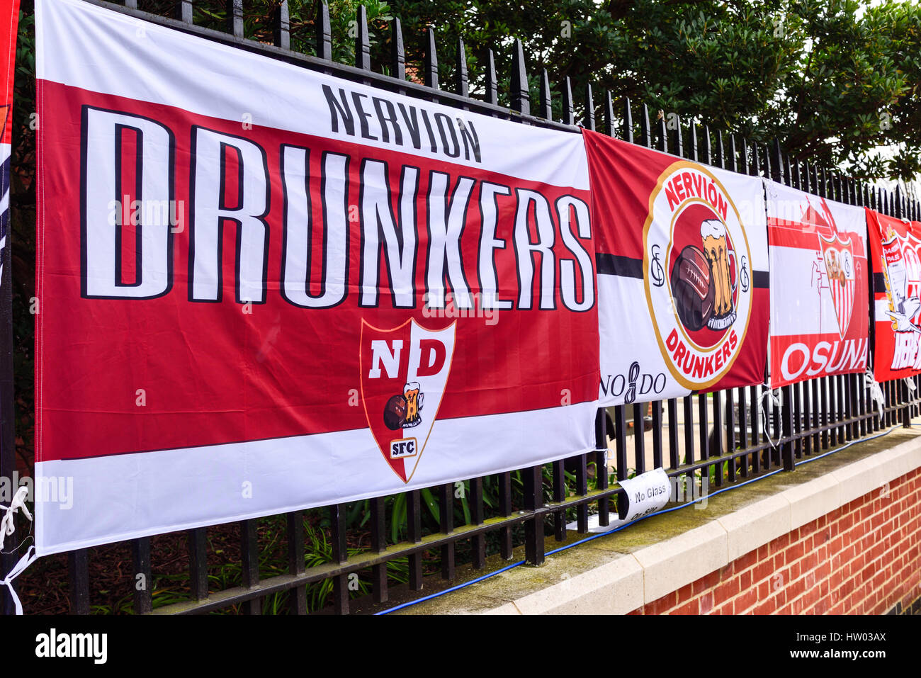 Champions League FC Sevilla in Leicester City Centre, Großbritannien. Stockfoto