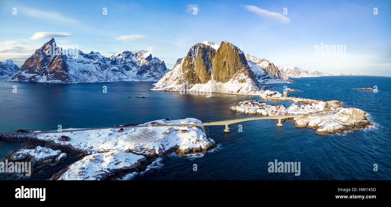 Hamnoy von oben, Lofoten Inseln, Norwegen. Winter an einem sonnigen Tag Stockfoto