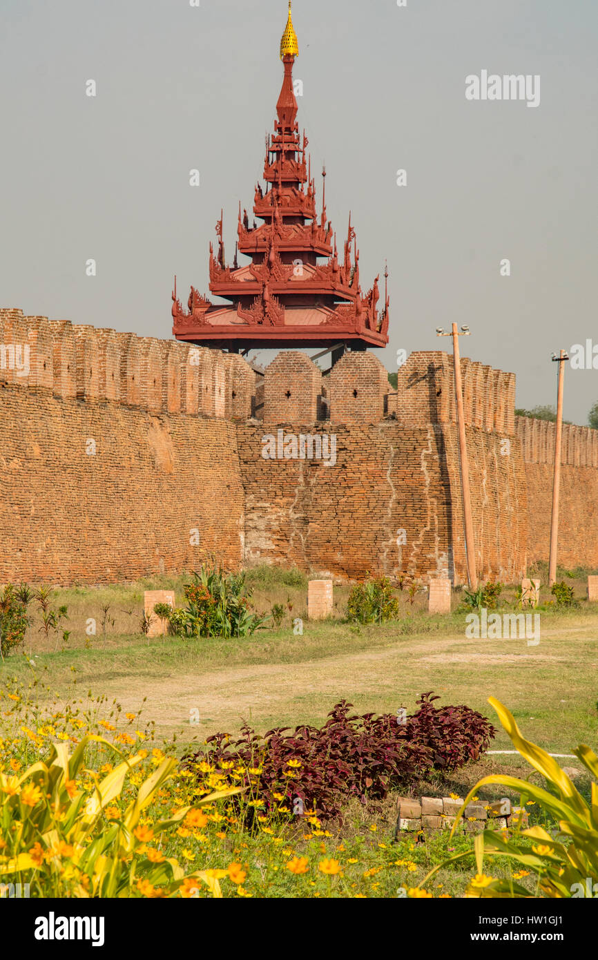 Palace Stadtmauer, Mandalay, Myanmar Stockfoto