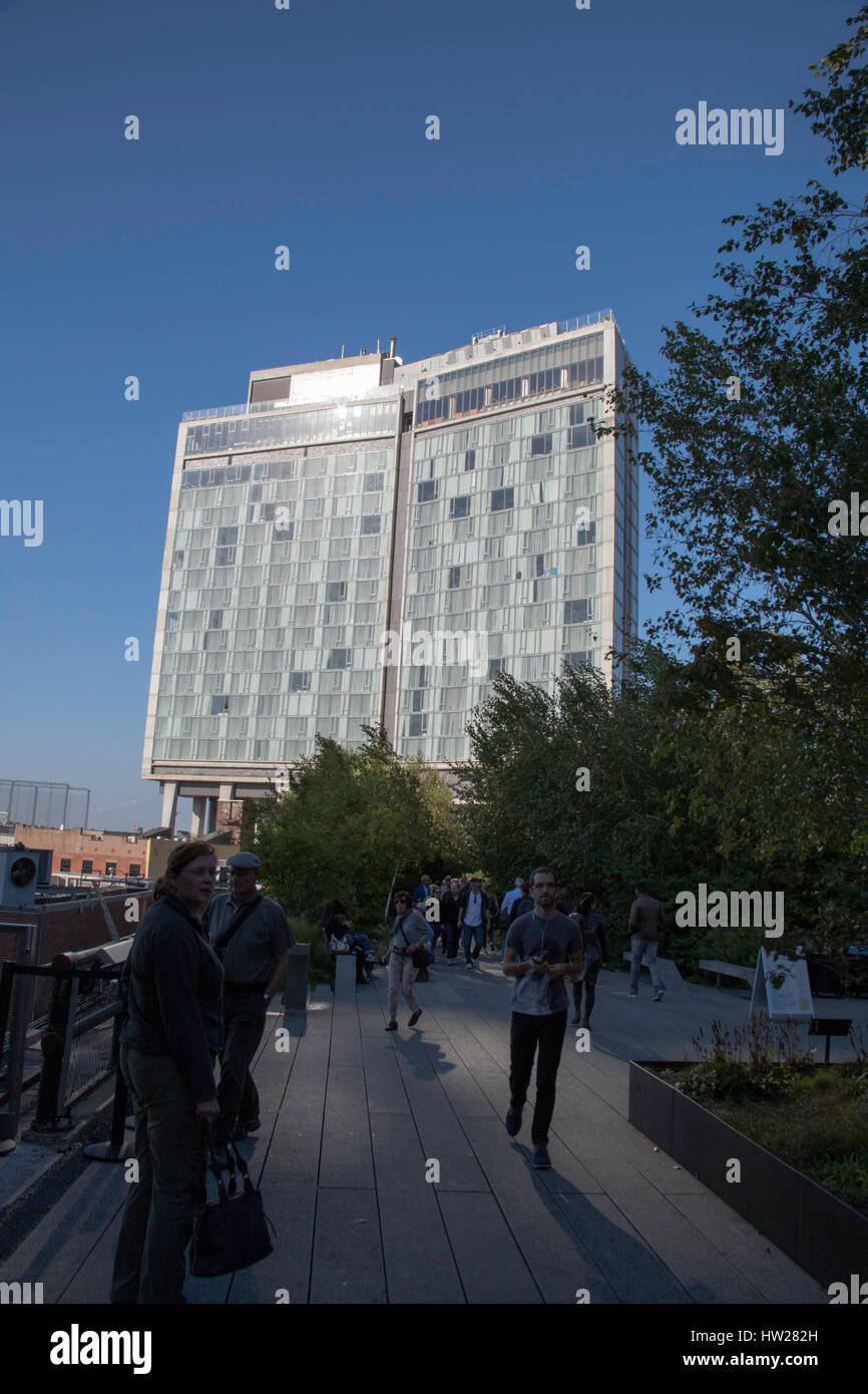 Die Standard-Hotel 848 Washington Street aus der High Line Manhattan New York City USA Stockfoto