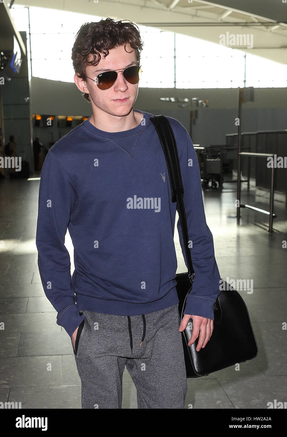 BAFTA-Preisträger Tom Holland und Viola Davis sind am Flughafen Heathrow gesehen Featuring: Tom Holland wo: London, Vereinigtes Königreich bei: 13. Februar 2017 Stockfoto