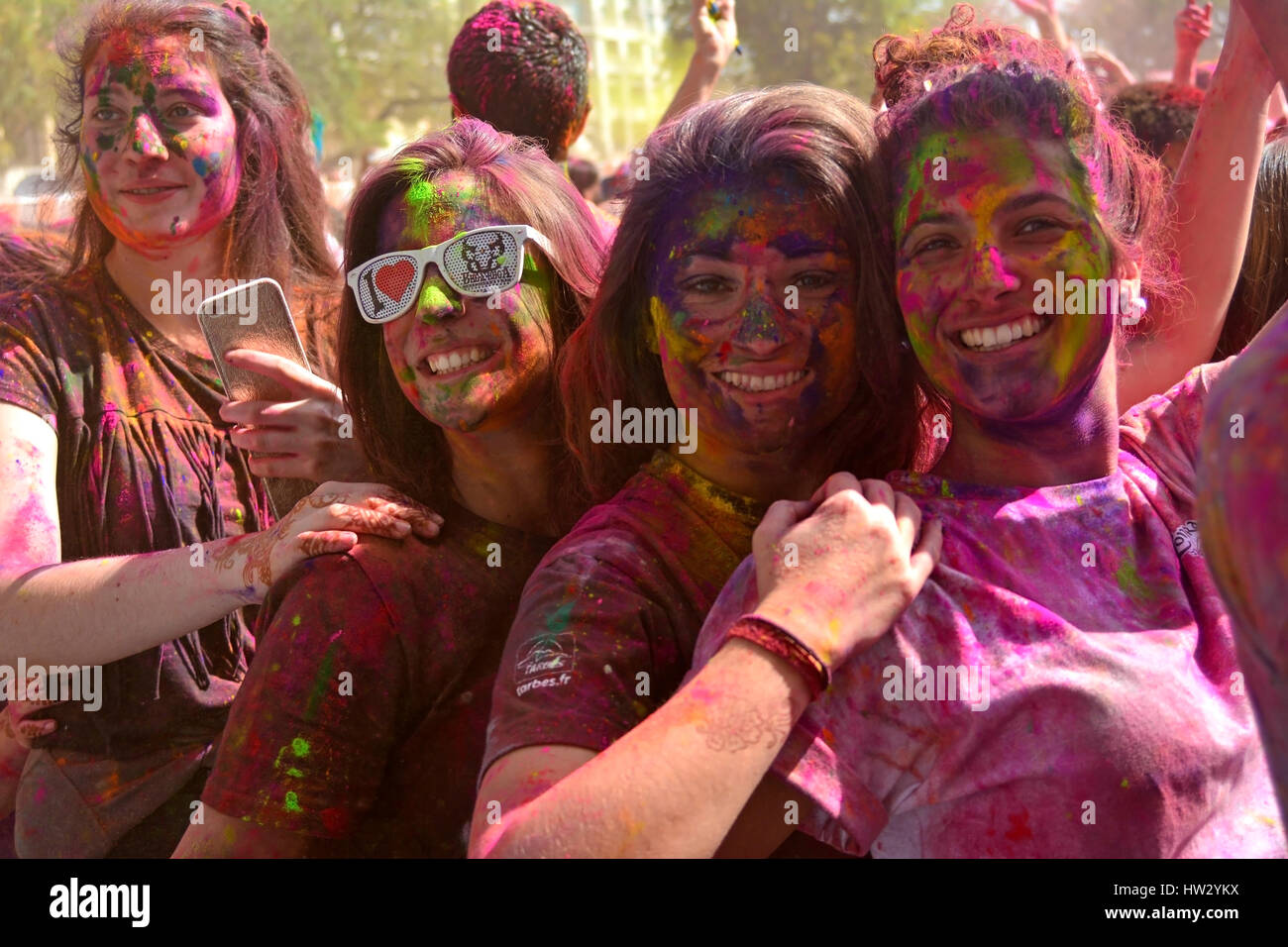 Die Menschen Sie genießen Holi-Fest in Jaipur, Rajasthan. Indien Stockfoto