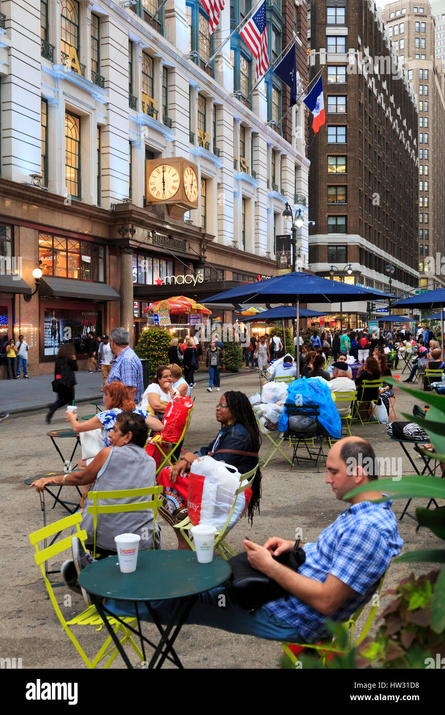 USA, New York, New York City, Manhattan, Herald Square, Macys Kaufhaus Stockfoto