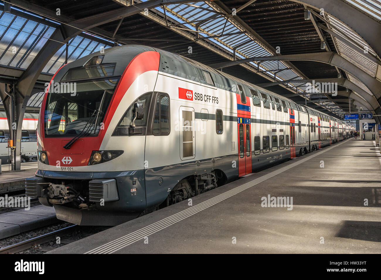 Hauptbahnhof Zürich Hauptleitung trian Stockfoto